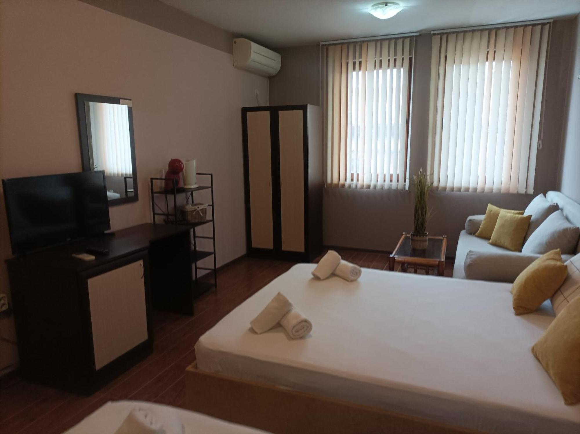 Cosy Apartments And Spectacular Rooms Fotiadis Veliko Tarnovo Exterior photo