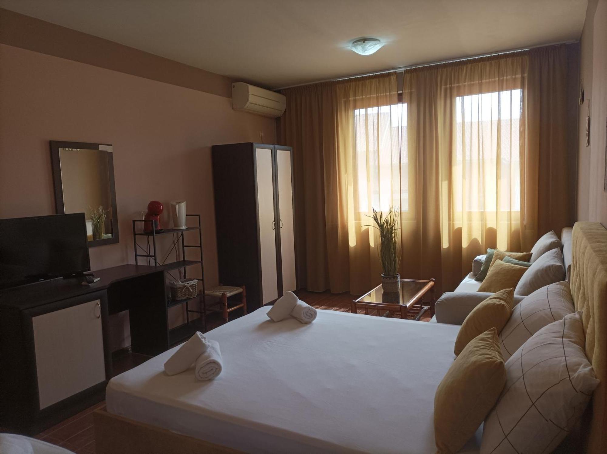 Cosy Apartments And Spectacular Rooms Fotiadis Veliko Tarnovo Exterior photo