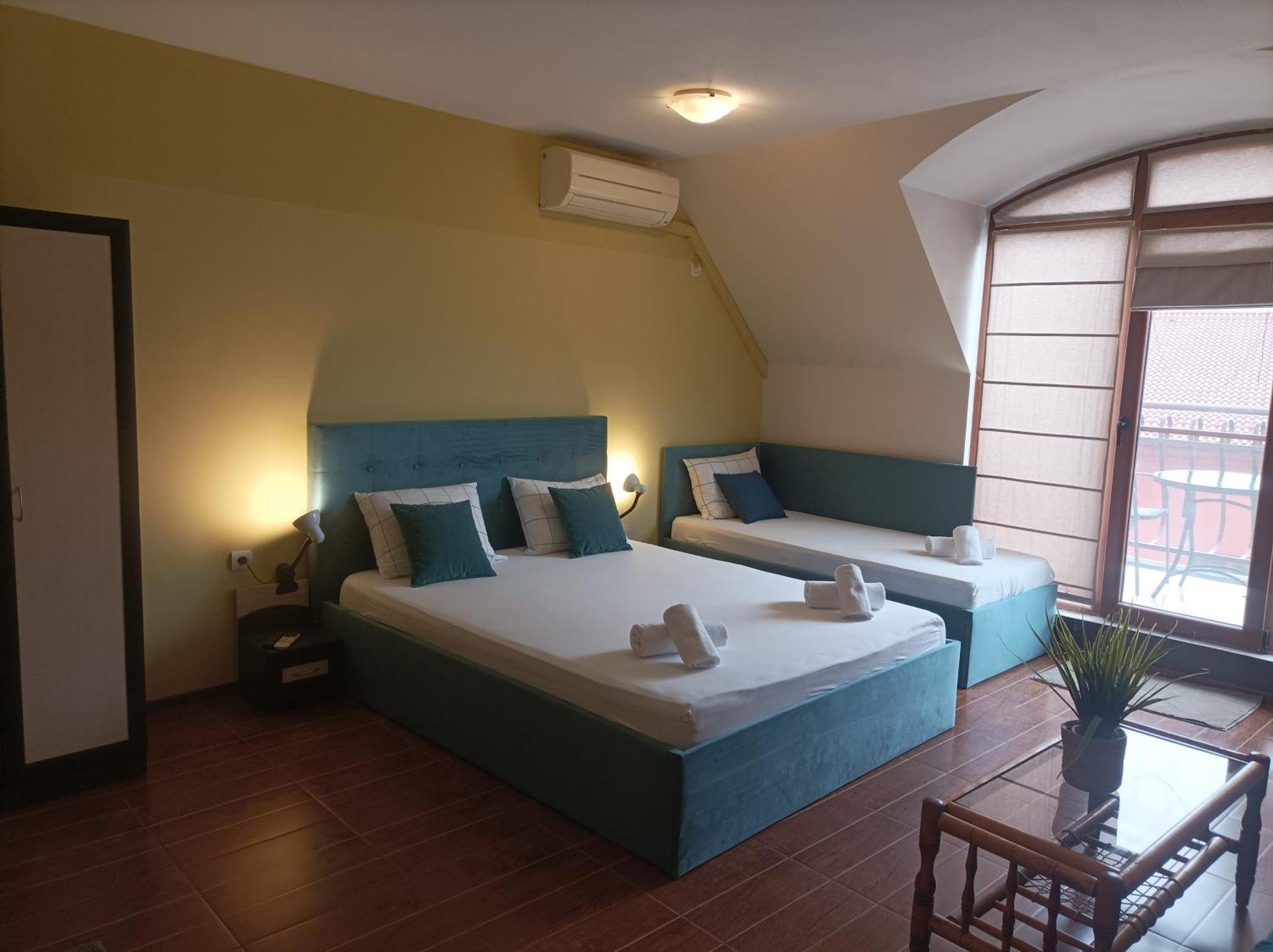 Cosy Apartments And Spectacular Rooms Fotiadis Veliko Tarnovo Exterior photo